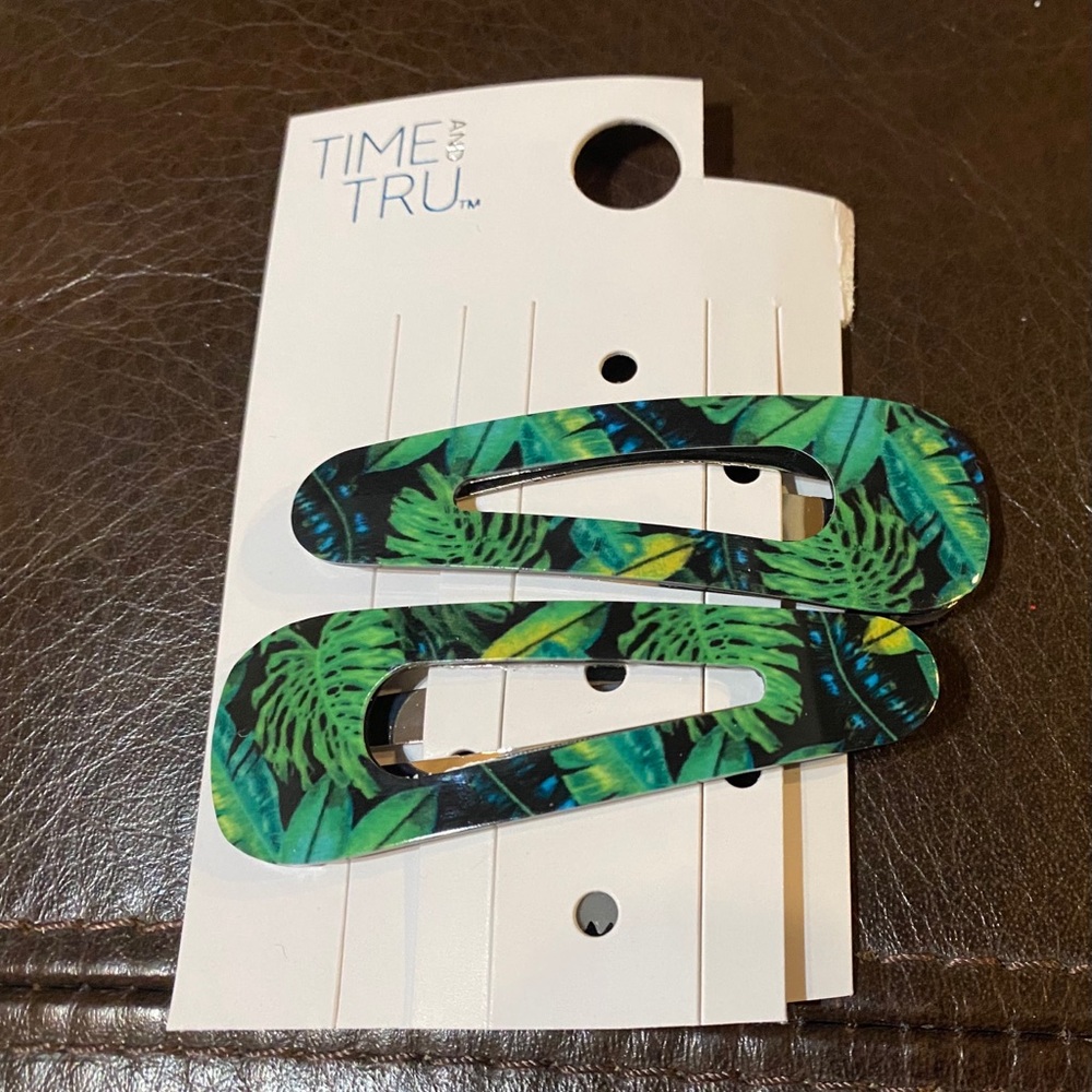 Time and Tru Tropical Leaf Printed Clips, 2 Pack - Picture 2 of 2